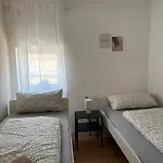 Perfekte 9 Fuer Monteure & Handwerker Lägenhet *
